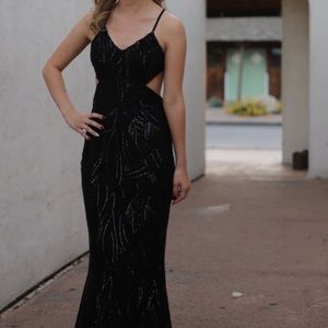 Black prom dress